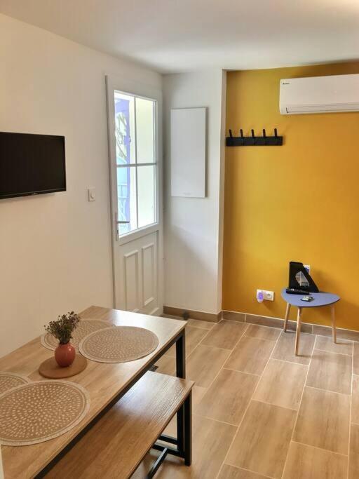Bleu Lavande - Coquet Appartement Ambiance Village Istres Eksteriør bilde